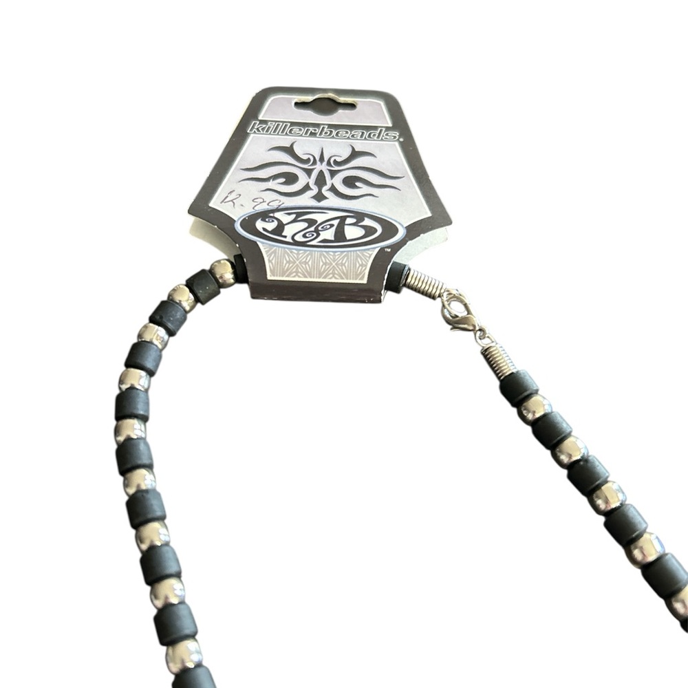 Killer beads brand Silver and Gray Beaded skulls Necklace - Picture 2 of 3